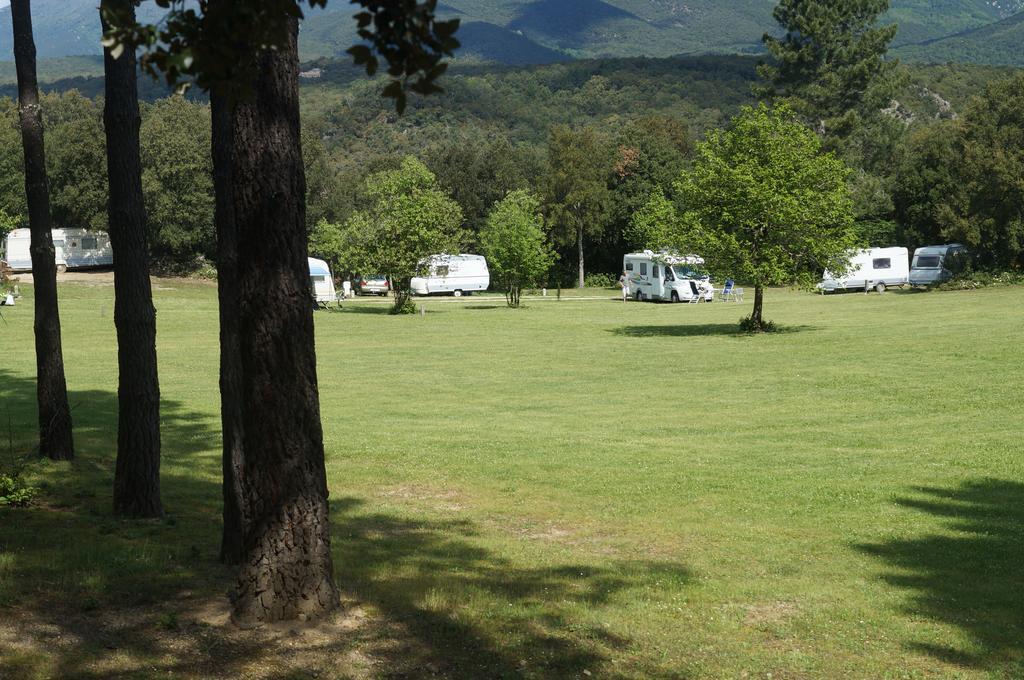 Camping Maçanet de Cabrenys Esterno foto