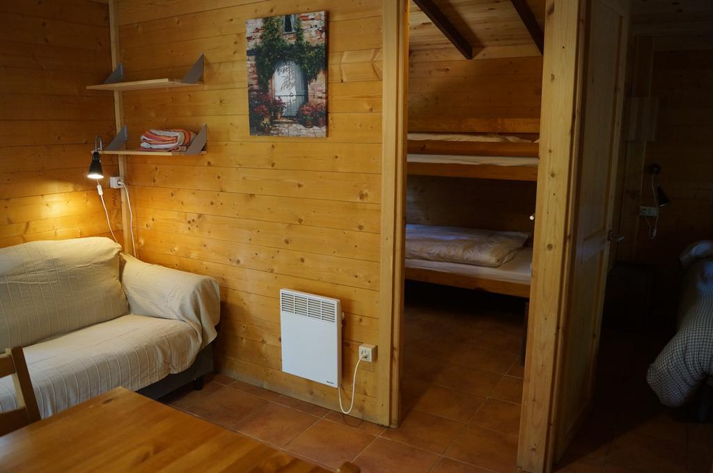 Camping Maçanet de Cabrenys Esterno foto